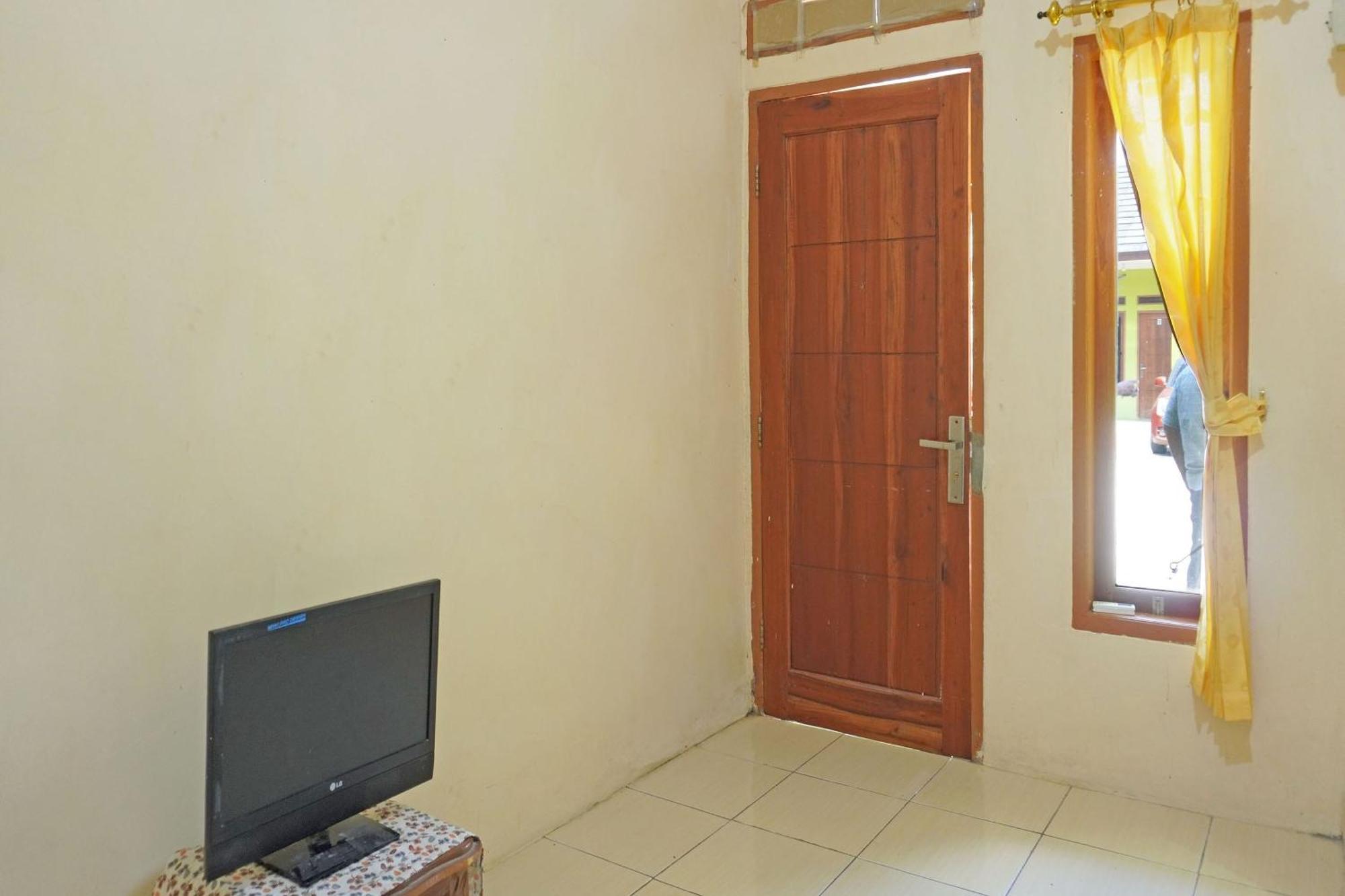 פורוואקרטה Oyo 91762 Green Home Stay Syariah מראה חיצוני תמונה